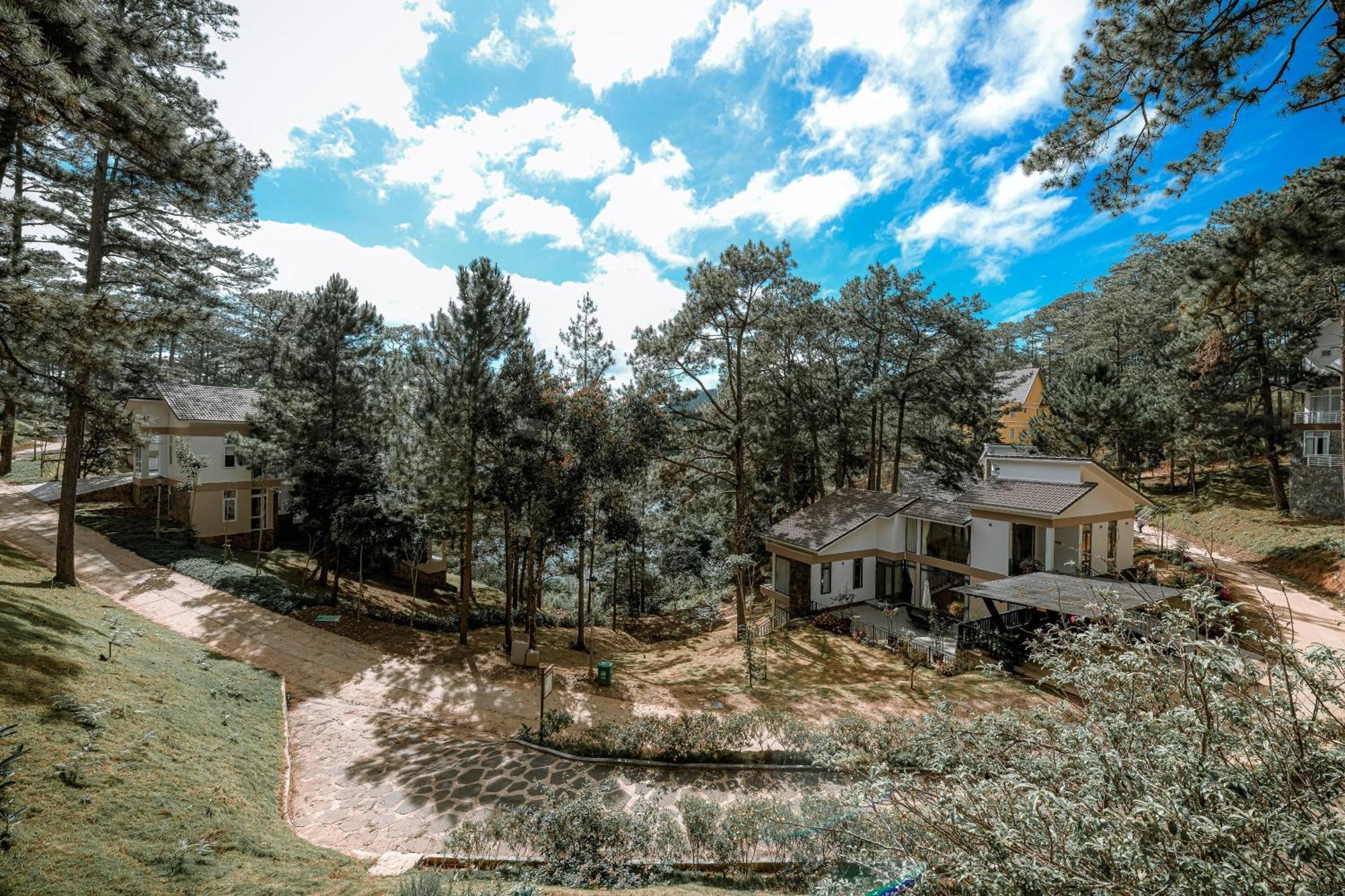 Aparthotel Dahlia Dalat Esterno foto