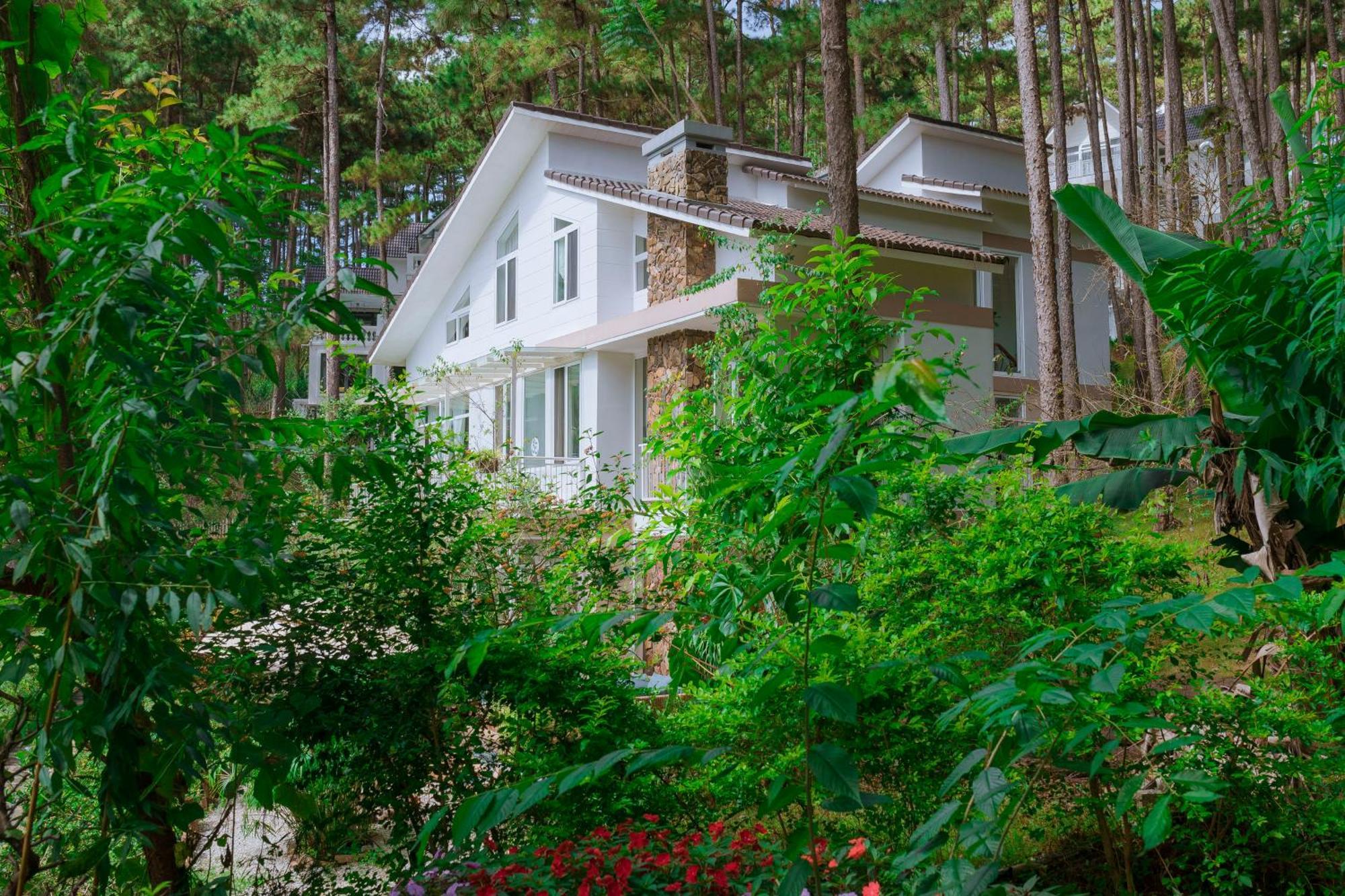 Aparthotel Dahlia Dalat Esterno foto